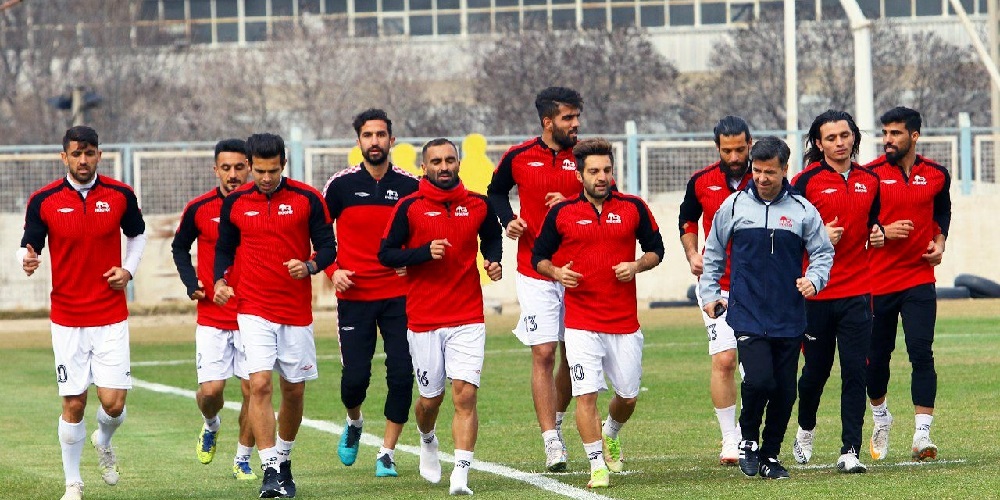 تراکتور روی نوار ناکامی