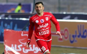 Read more about the article خداحافظی مهاجم خاطره انگیز تراکتور از فوتبال