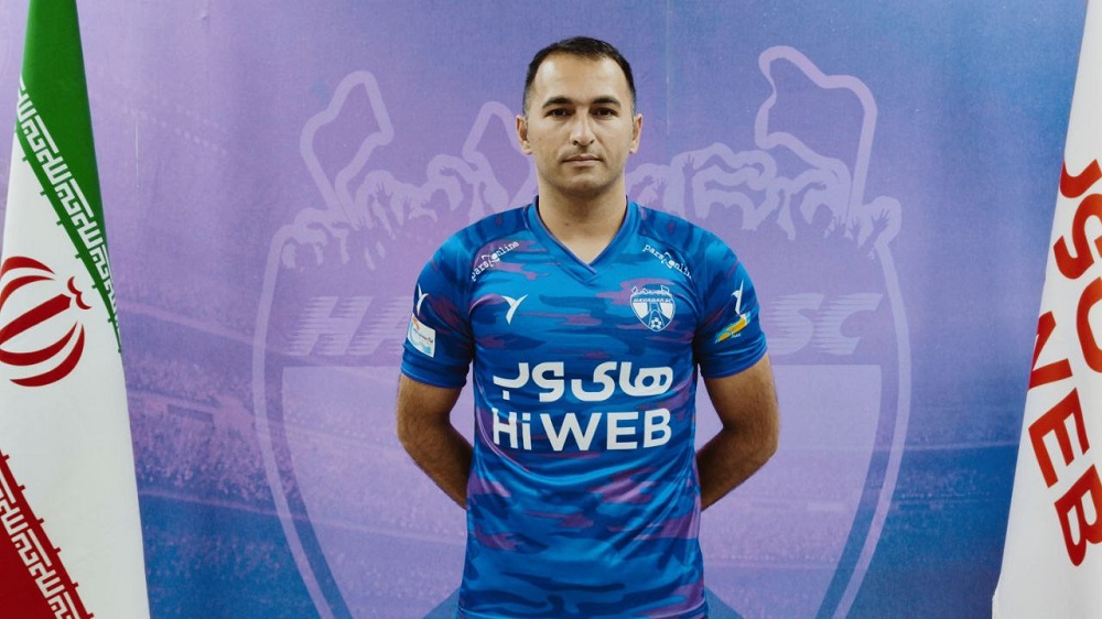 Read more about the article رسمی؛ مدافع باتجربه سپاهان پیراهن هوادار را پوشید