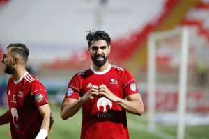 Read more about the article حرکت جنجالی هافبک سابق پرسپولیس در فولاد آره‌نا