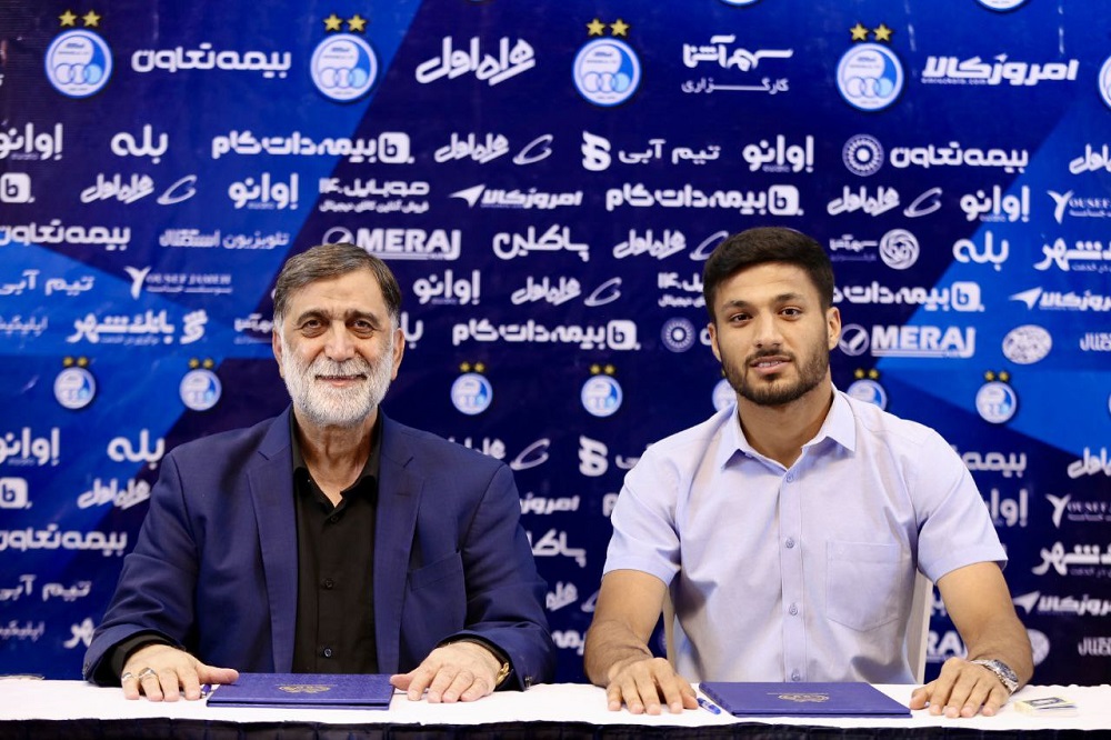 Read more about the article رسمی؛ محبی با استقلال امضاء کرد