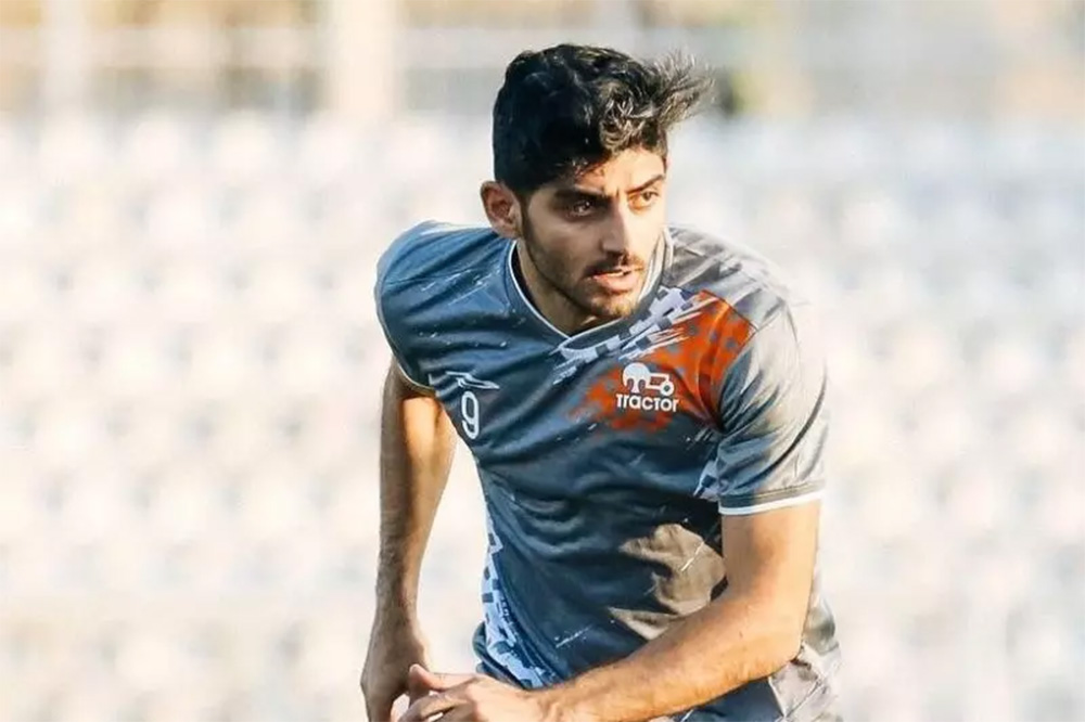 نفس راحت سه بازیکن تراکتور؛ سفر به تهران به تاخیر افتاد! نفس راحت سه بازیکن تراکتور؛ سفر به تهران به تاخیر افتاد!