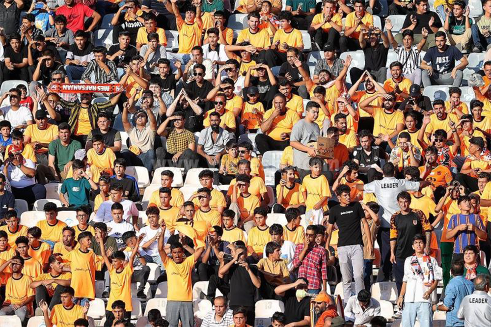 اولین بازی فصل تراکتور با حضور زنان - اخبار تراکتور سازی تبریز اولین بازی فصل تراکتور با حضور زنان