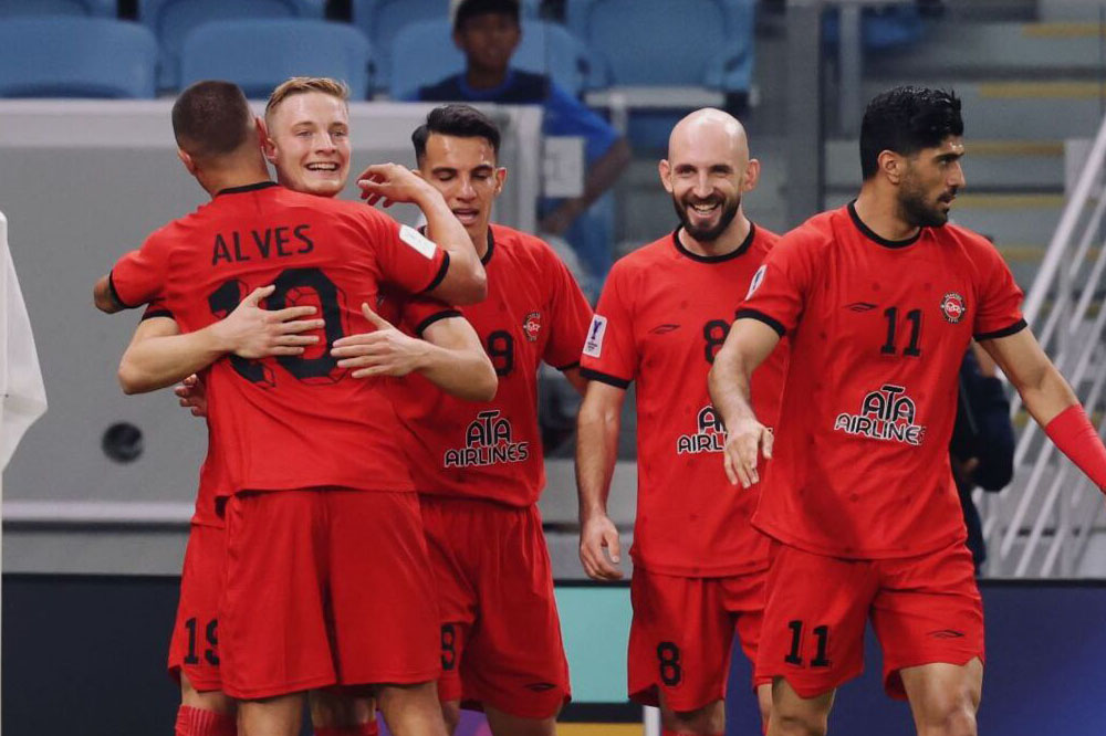 آتش‌بازی تراکتور در دوحه/ عکس‌های تماشایی از شادی گلزنان تراکتور