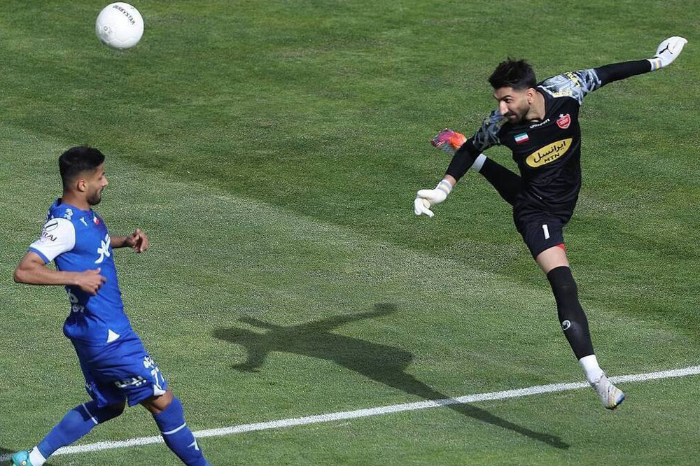 بیرانوند هم میخواست گل بزند! - اخبار تراکتور سازی تبریز بیرانوند هم میخواست گل بزند!