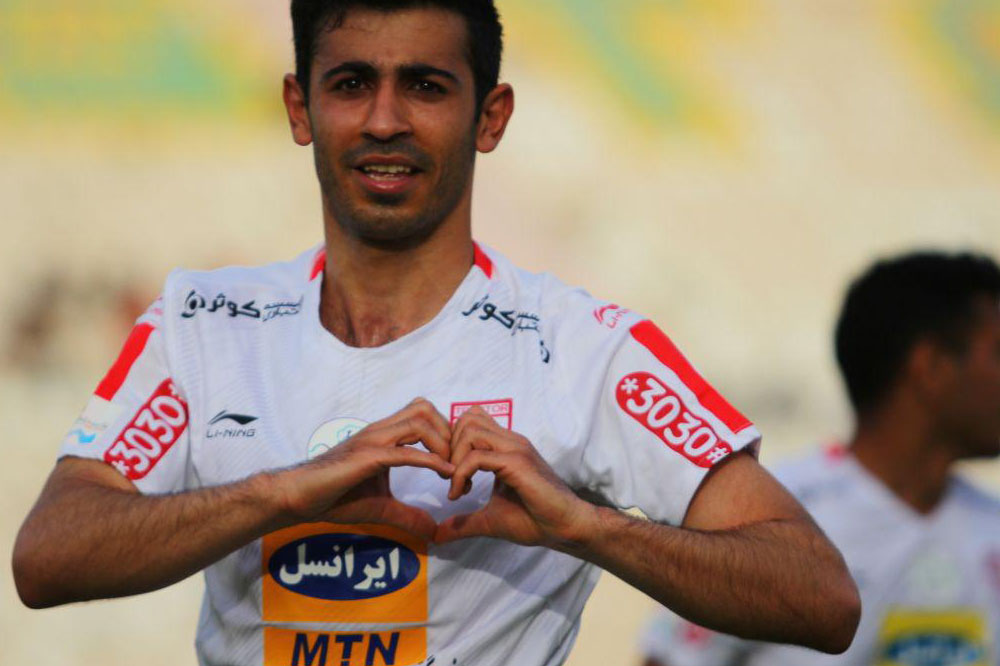 پهلوان برای تراکتور خط و نشان کشید! - اخبار تراکتور سازی تبریز پهلوان برای تراکتور خط و نشان کشید!