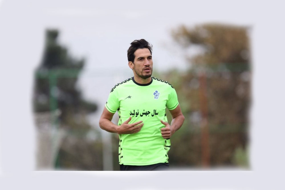 خاطره جالب مهاجم استقلال از کف ریاض!