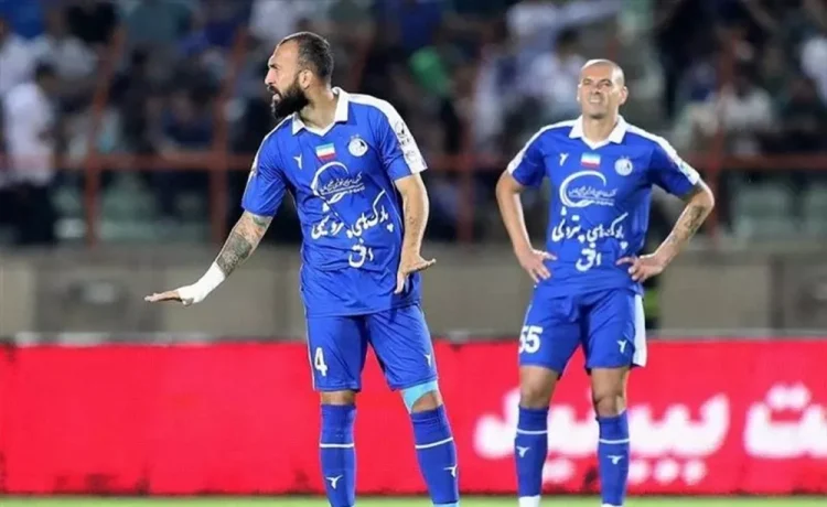 روز عجیب روزبه در شهر قدس؛ همه کار کرد جز بازی کردن