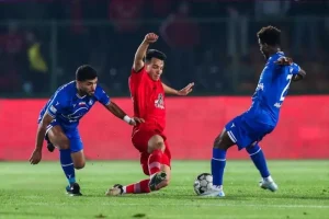 Read more about the article تغییر وضعیت فوری؛ حسین‌زاده محبوبیتش را نزد استقلالی‌ها از دست داد!