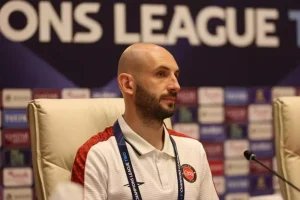 Read more about the article پوستونسکی: بازی در حضور هواداران خودمان باعث می‌شود تا عملکرد بهتری داشته باشیم