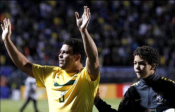 رونالدو نازاریو وداع فوتبال