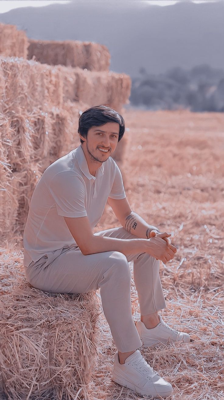 عکس سردار آزمون فوتبالیست عکس سردار آزمون فوتبالیست