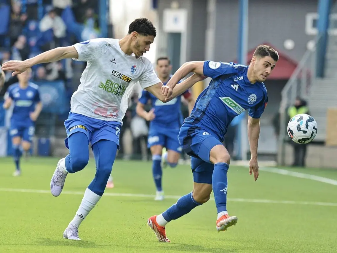 والپیپر سعید سحرخیزان فوتبالی 2025 