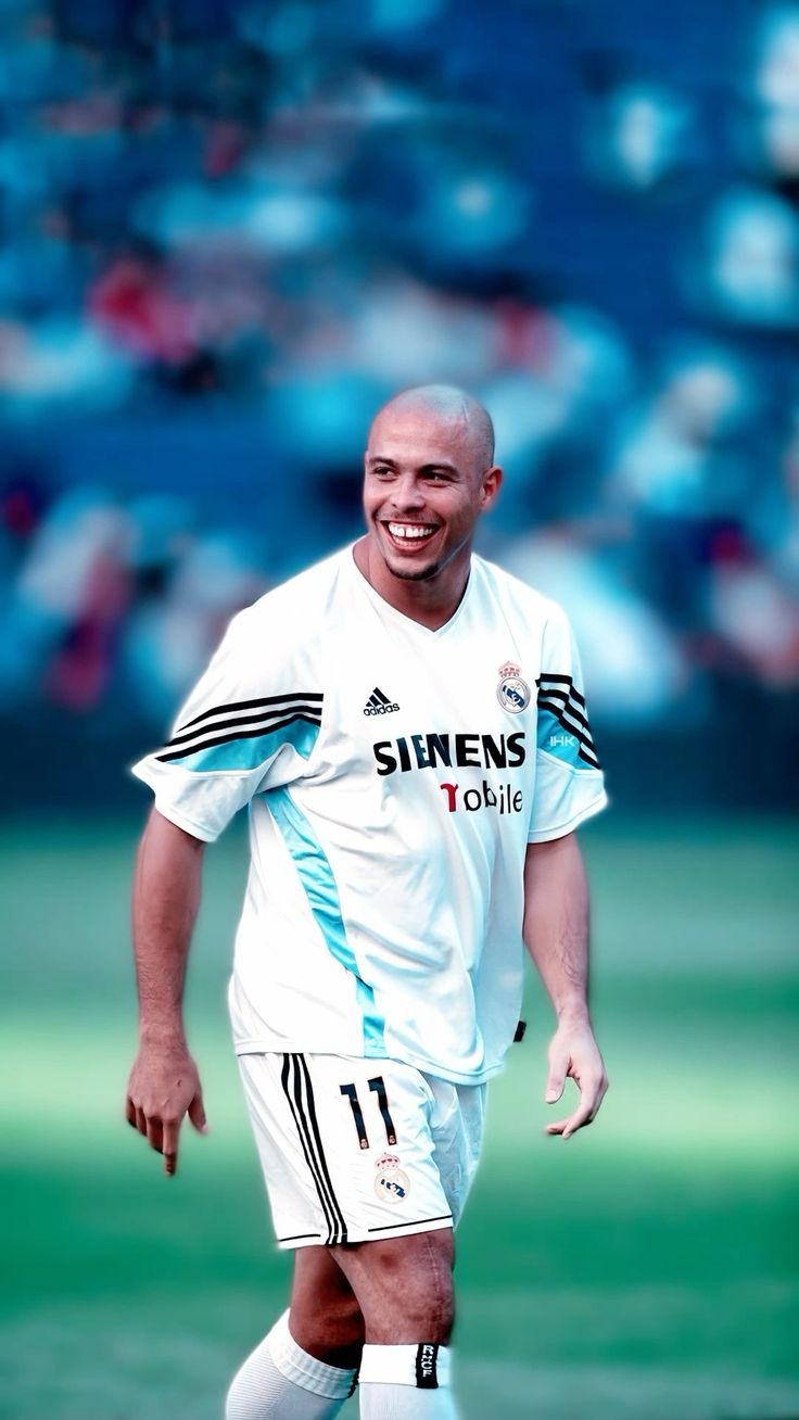 والپیپر رونالدو نازاریو