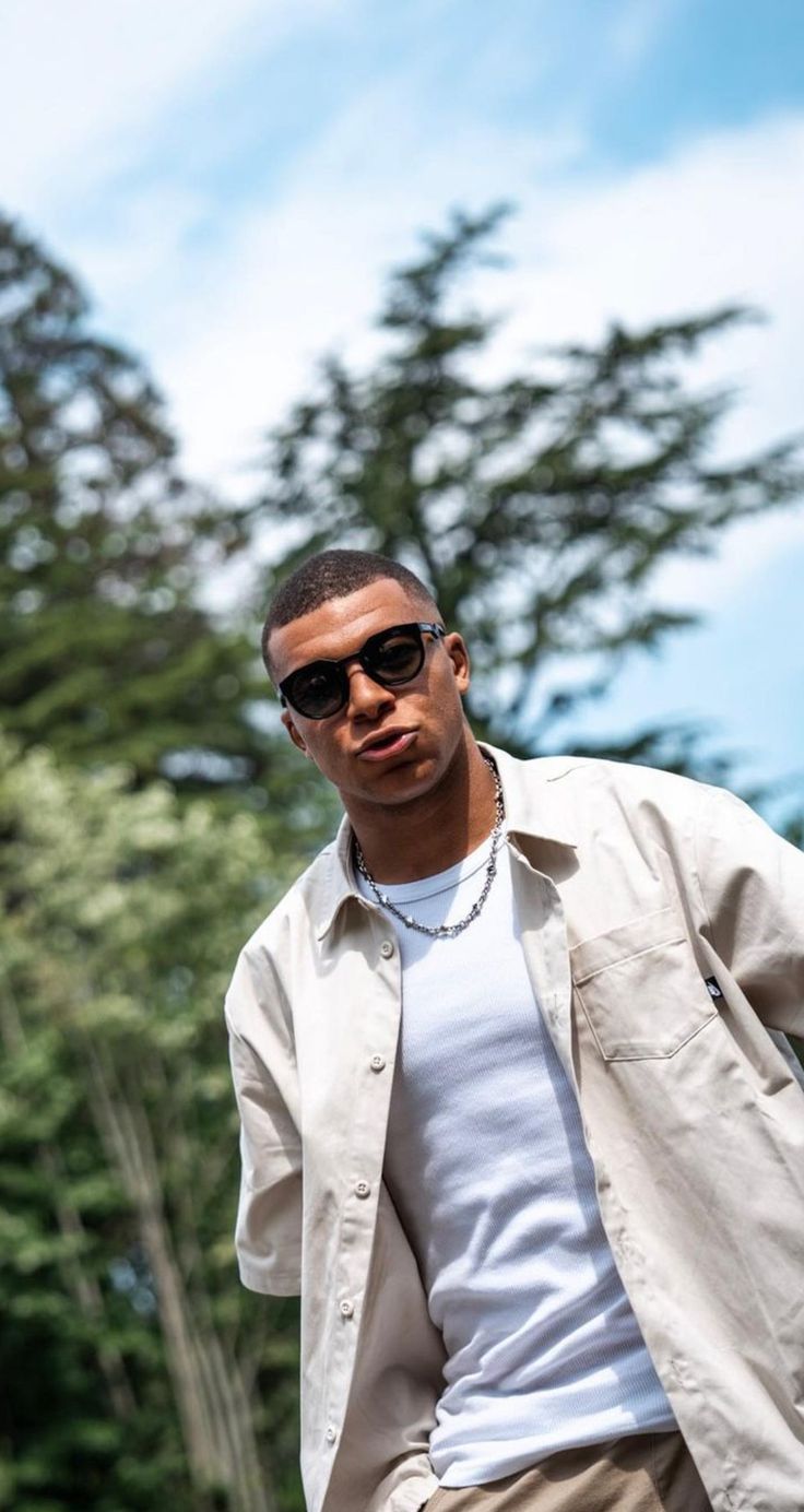 والپیپر کیلیان امباپه