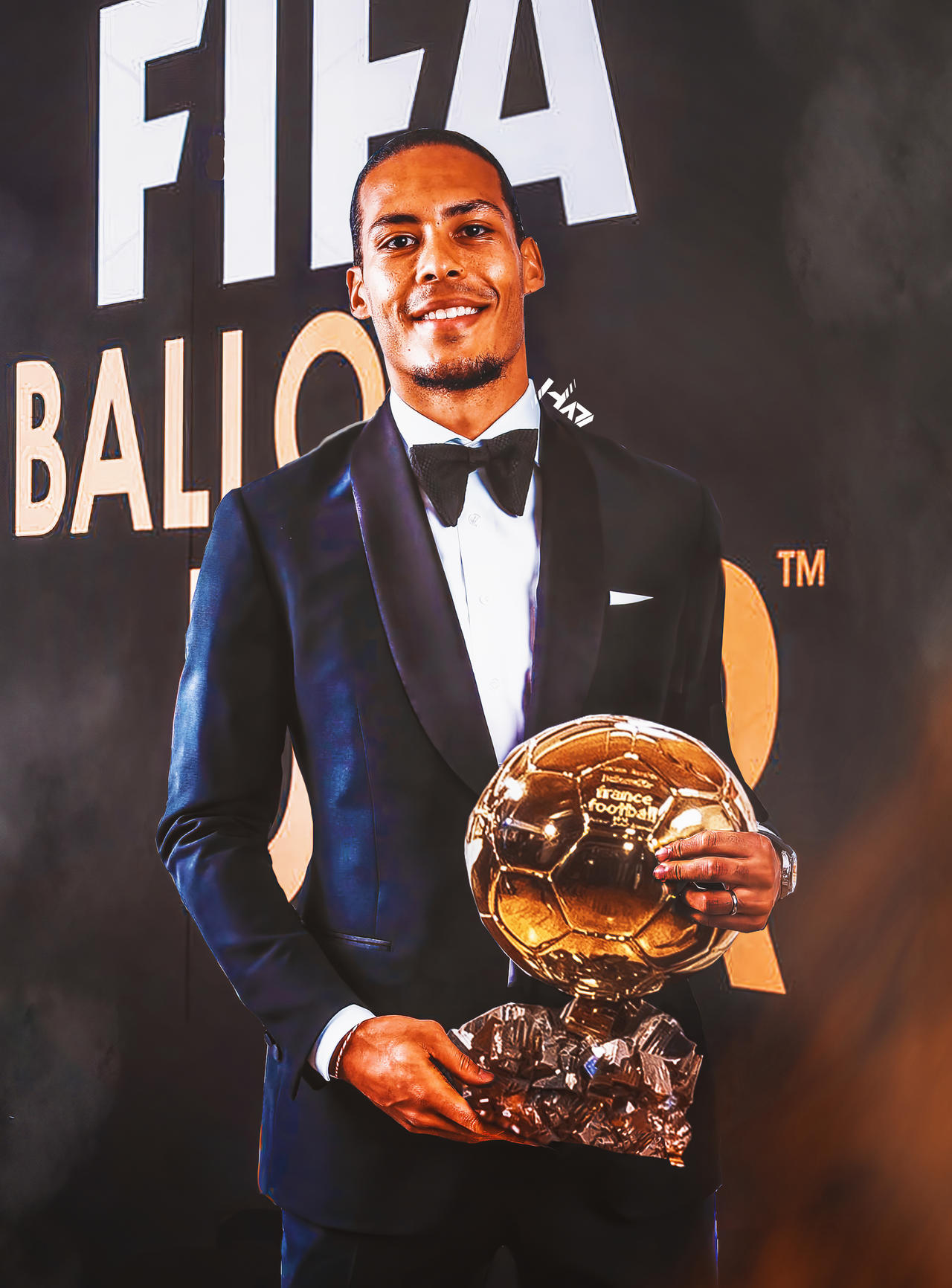 ویرجیل فن دایک توپ طلا