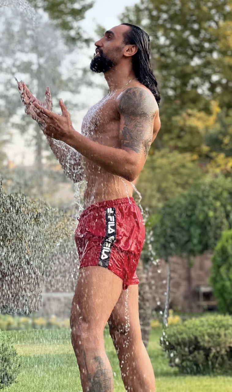 wallpaper Pourya Fayazi