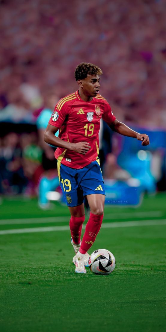 wallpaper Lamine Yamal