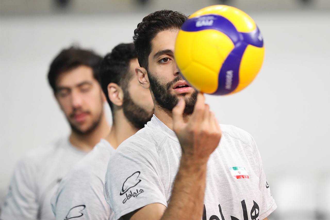 عکس میلاد عبادی پور والیبالیست