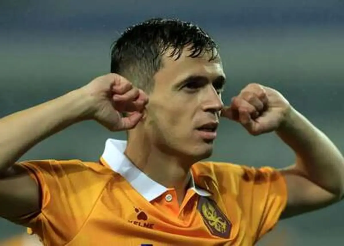 تیم ملی آلبانی یاسر آسانی