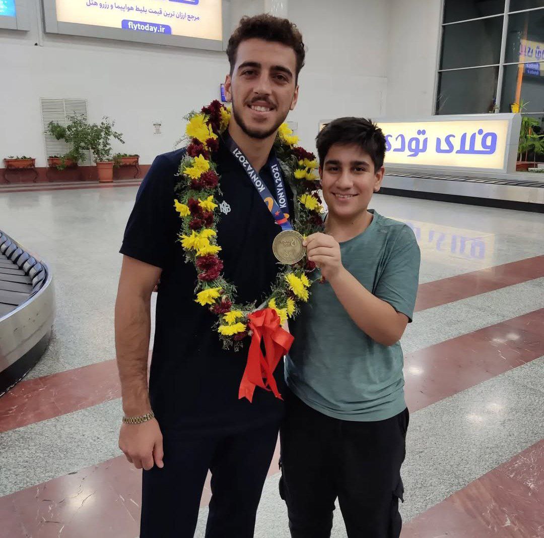 عکس علی احمدی تکواندوکار