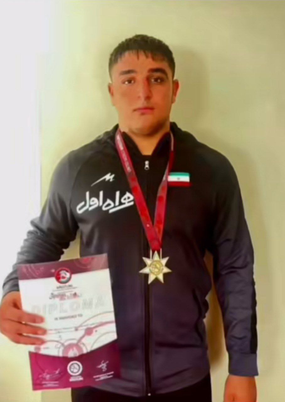بیوگرافی ایوب حسینوند کشتی گیر