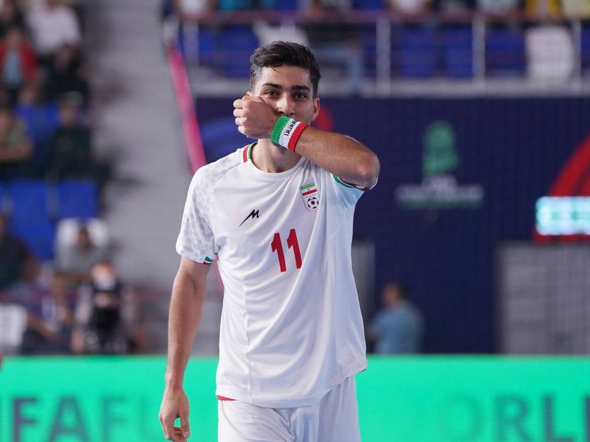 والپیپر مهدی کریمی ۲۰۲۵ 