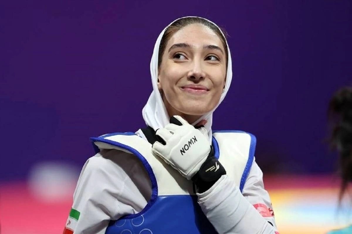 مبینا نعمت زاده زندگی نامه