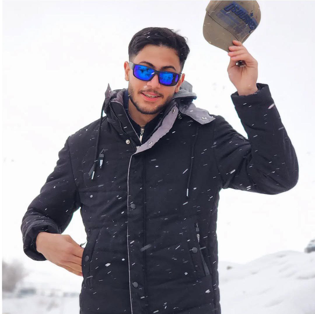 wallpaper Ali Khoshroosh