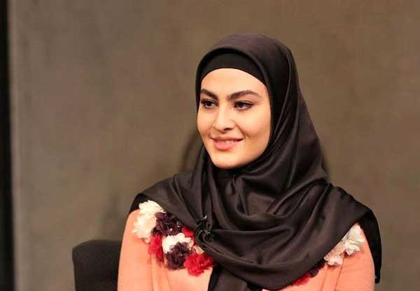 مریم مومن با حجاب مریم مومن با حجاب